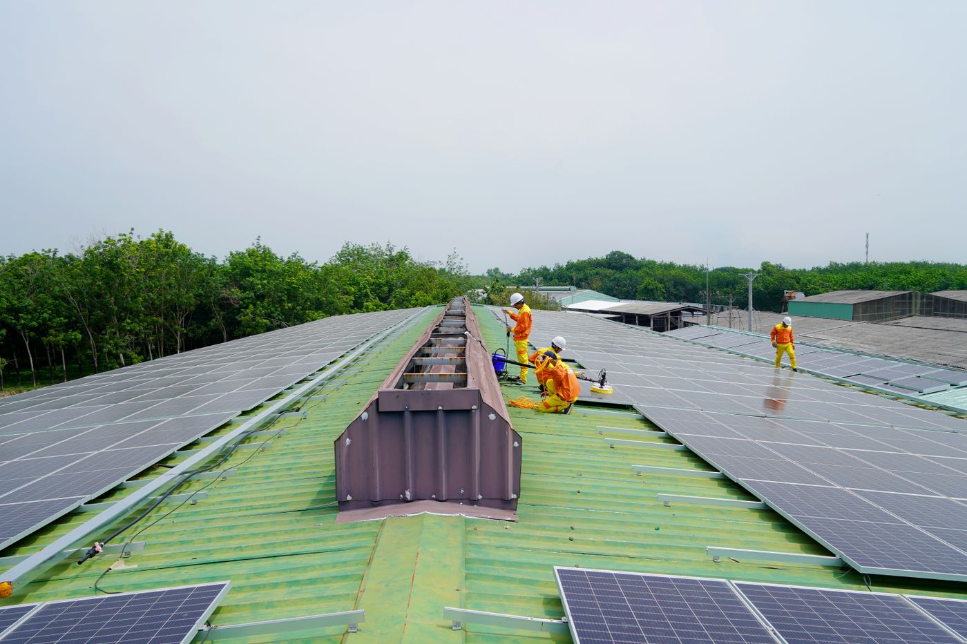 Rooftop Solar Panel Installation & Maintenance